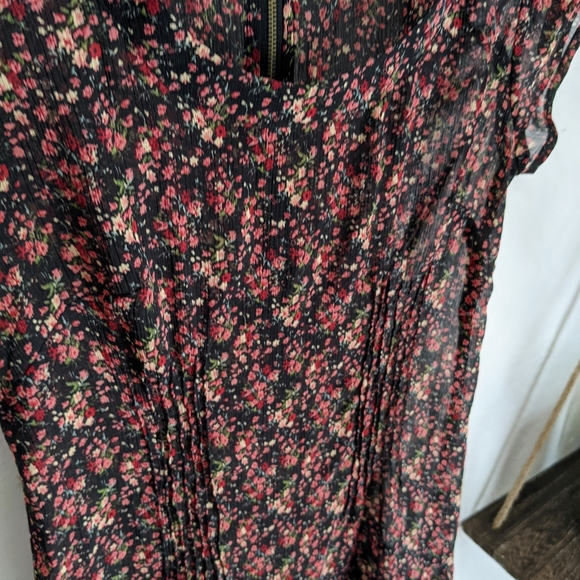 Kimchi Blue Sheer Dress/Coverup - Picture 2 of 5